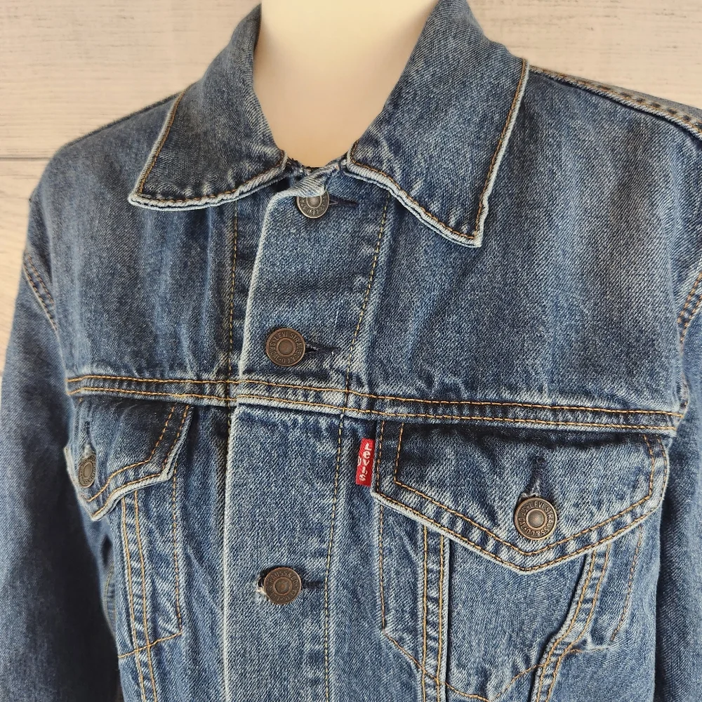 Levi's Dark Wash Denim Trucker Jacket  WPL-423